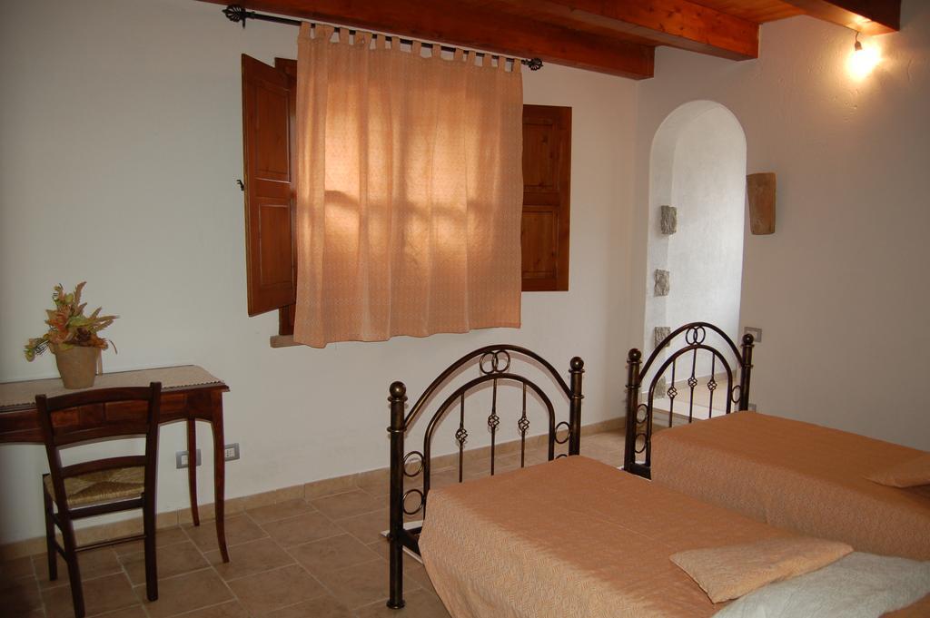 I Carrubi Konuk evi San Priamo Oda fotoğraf