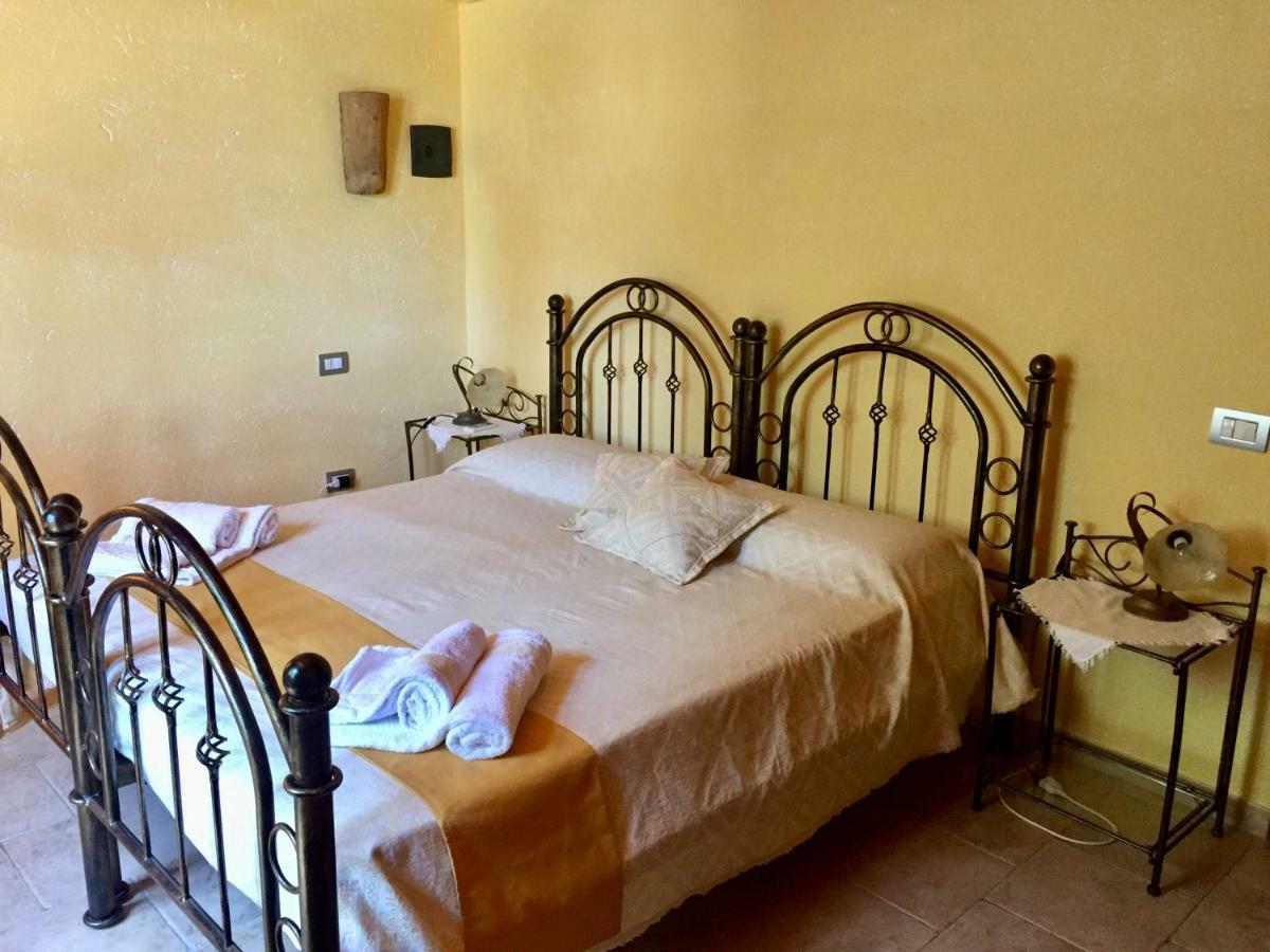 I Carrubi Konuk evi San Priamo Dış mekan fotoğraf