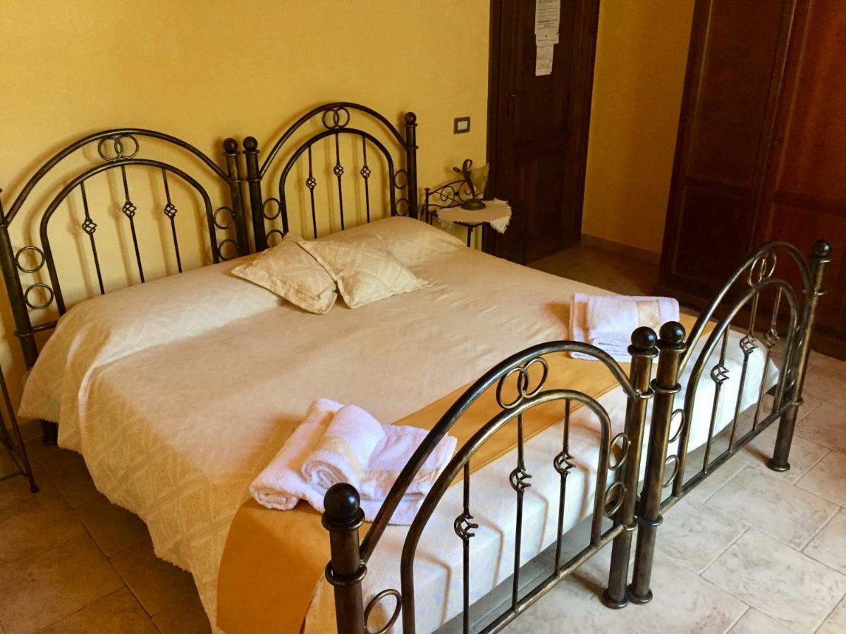 I Carrubi Konuk evi San Priamo Dış mekan fotoğraf